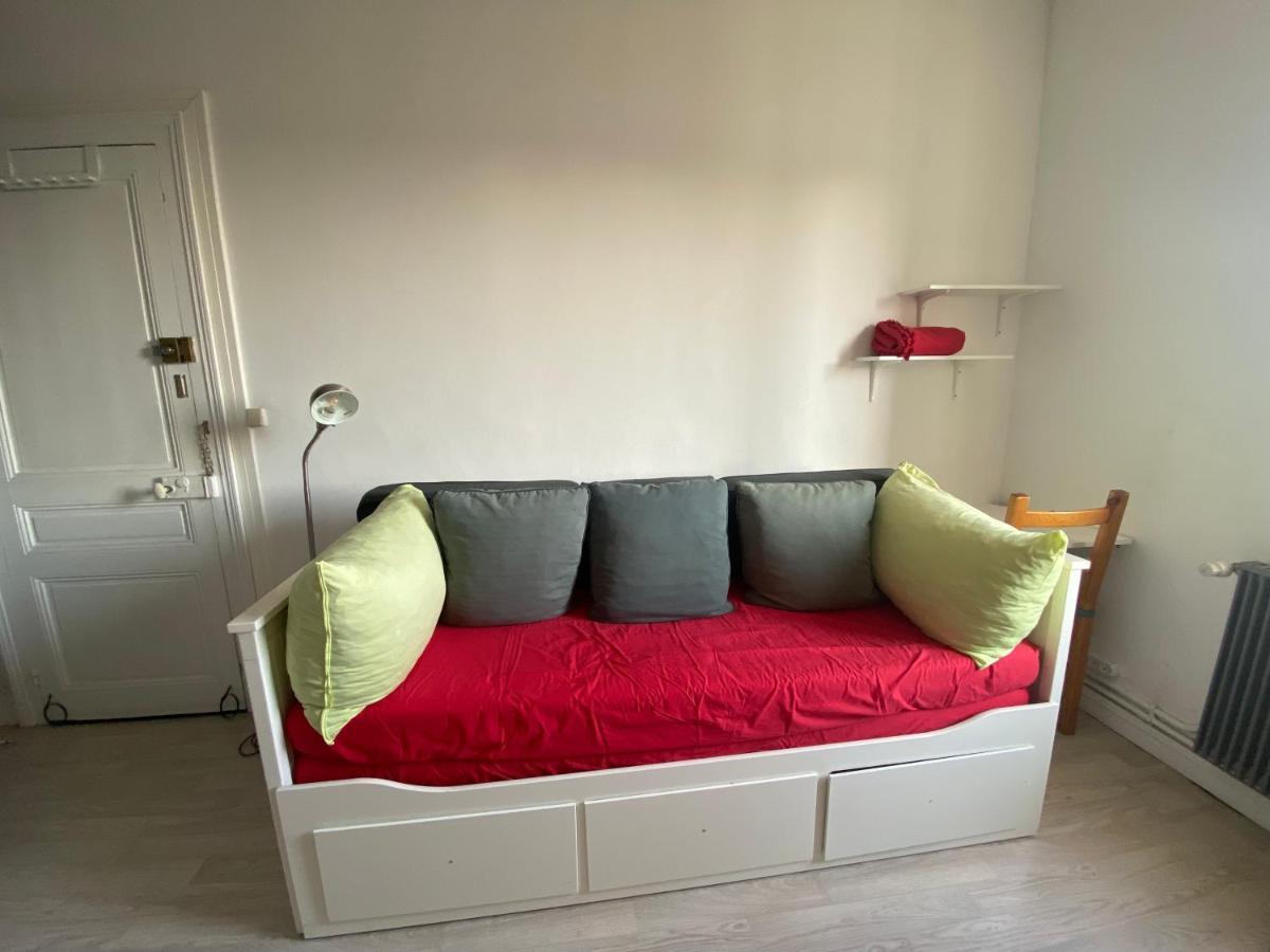 Petit Studio Confortable Pour Deux Personnes - 037 Rouen Zewnętrze zdjęcie